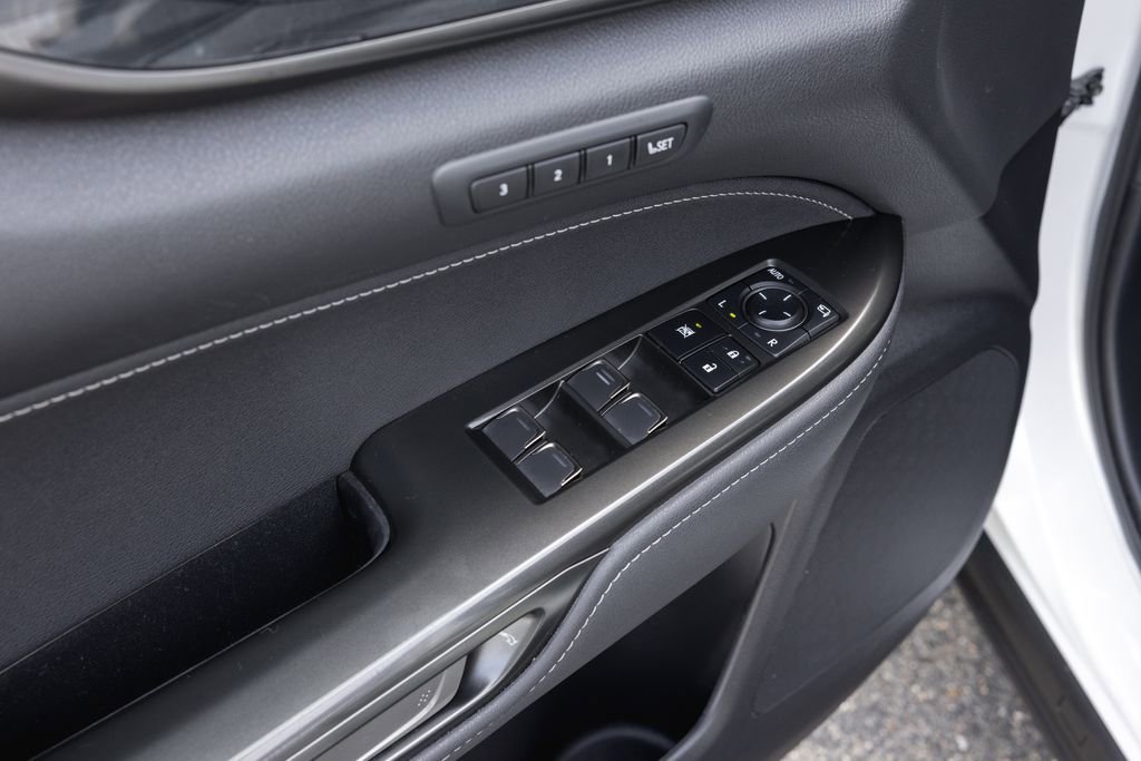 Used 2024 Lexus NX 350 AWD w/ Vision Package image 9