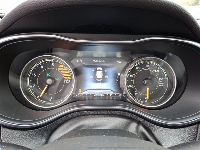 Used 2019 Jeep Cherokee Limited image 21