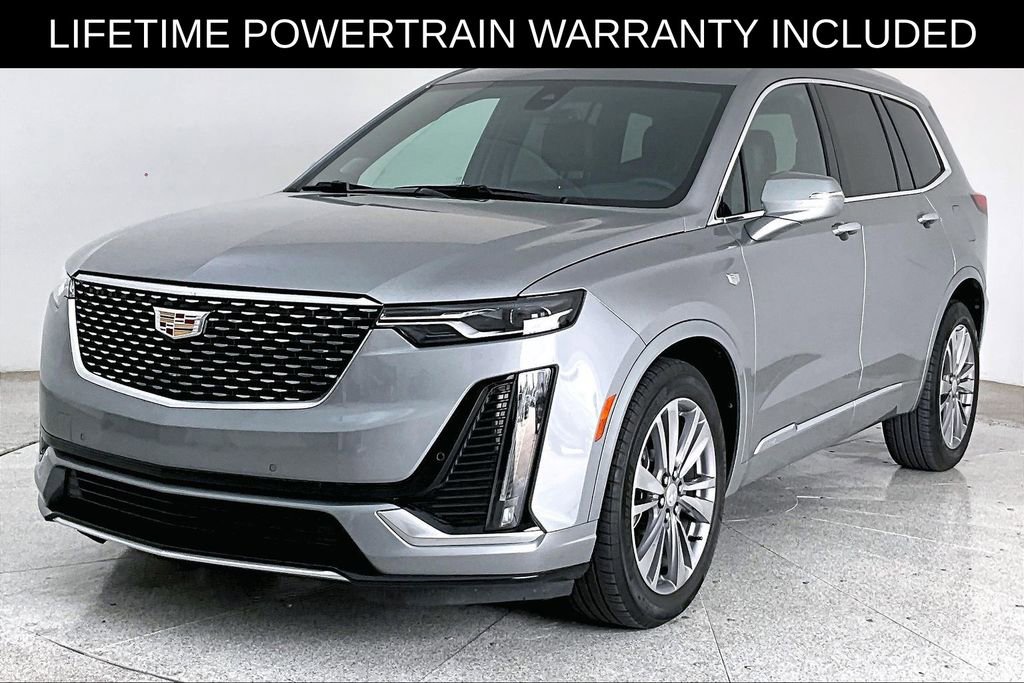 Used 2025 Cadillac XT6 Premium Luxury FWD image 13