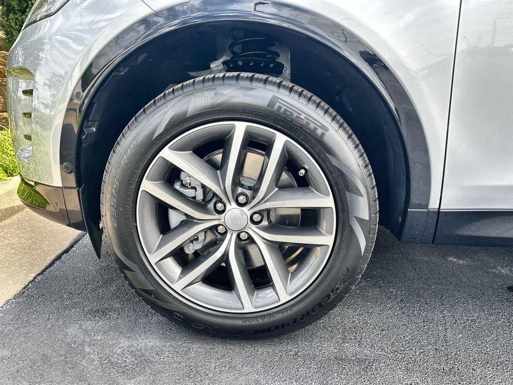 New 2026 Land Rover Discovery Sport Landmark AWD/4WD image 10