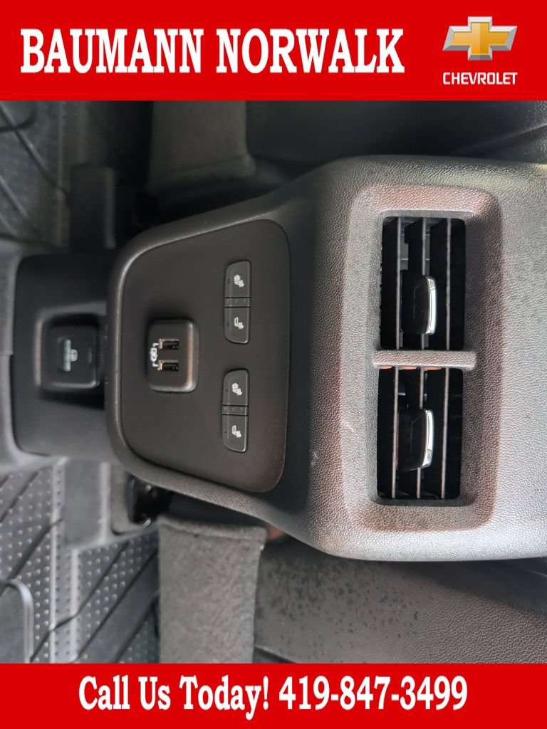 Used 2023 Chevrolet Equinox Premier FWD image 47