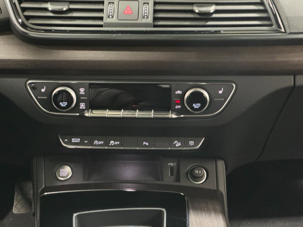 Used 2023 Audi Q5 2.0T Premium Plus w/ Premium Plus Package image 16