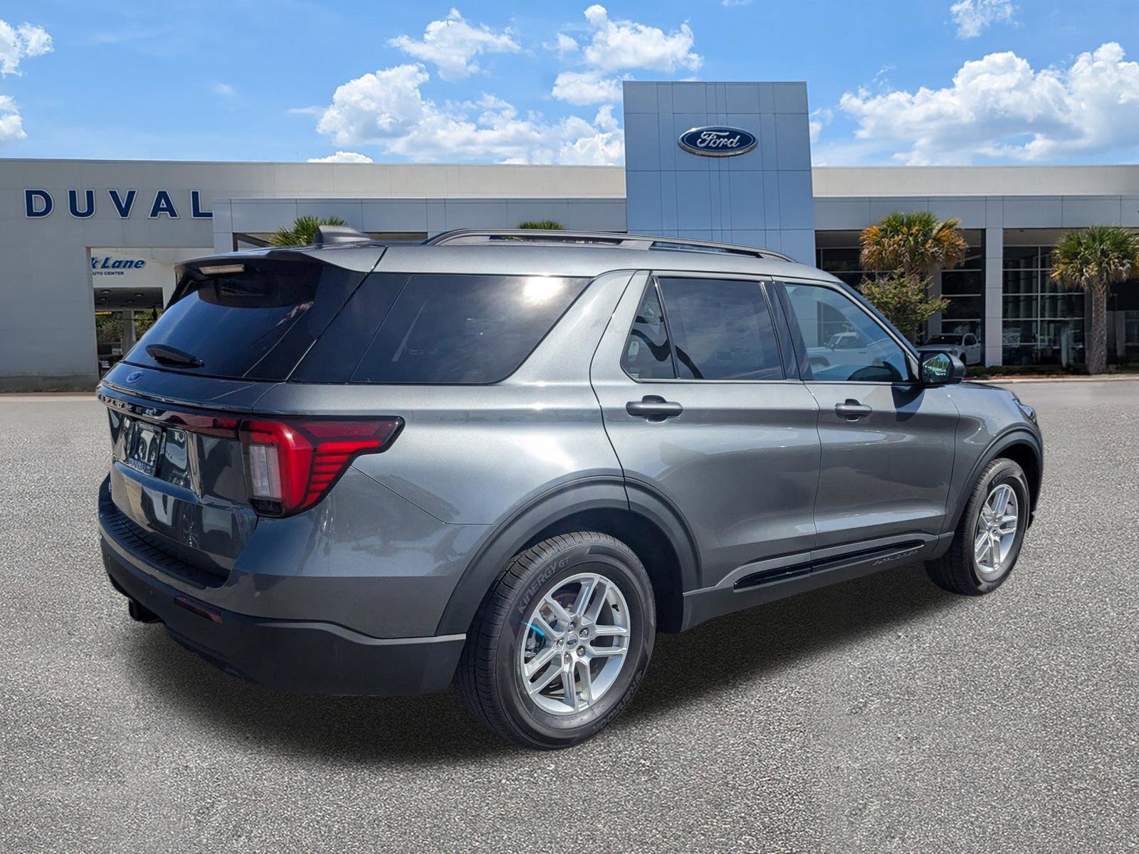 New 2026 Ford Explorer Active image 4