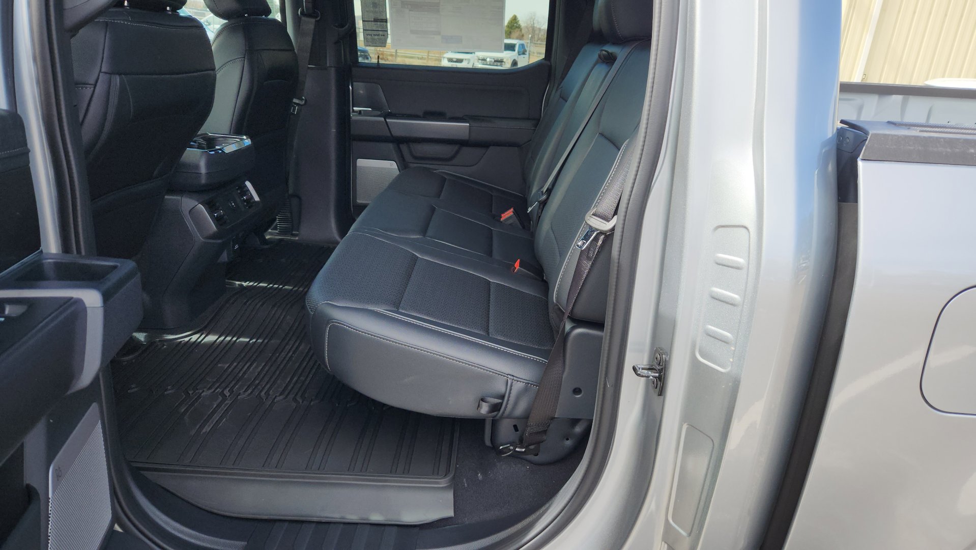 New 2026 Ford F150 Lariat w/ Equipment Group 501A Mid AWD/4WD image 26