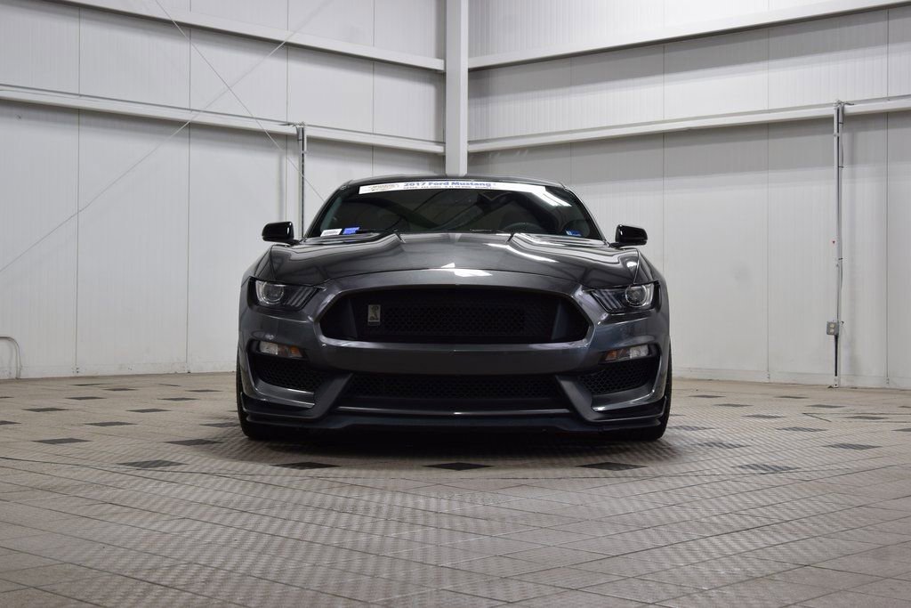 Used 2017 Ford Mustang Shelby GT350 image 2