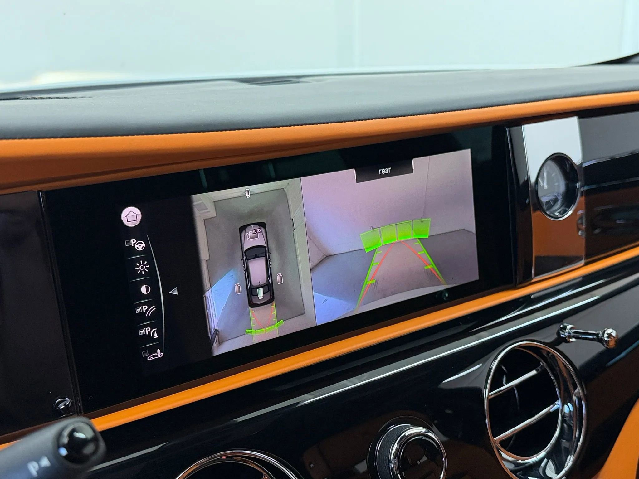 Used 2022 Rolls-Royce Ghost AWD/4WD image 38