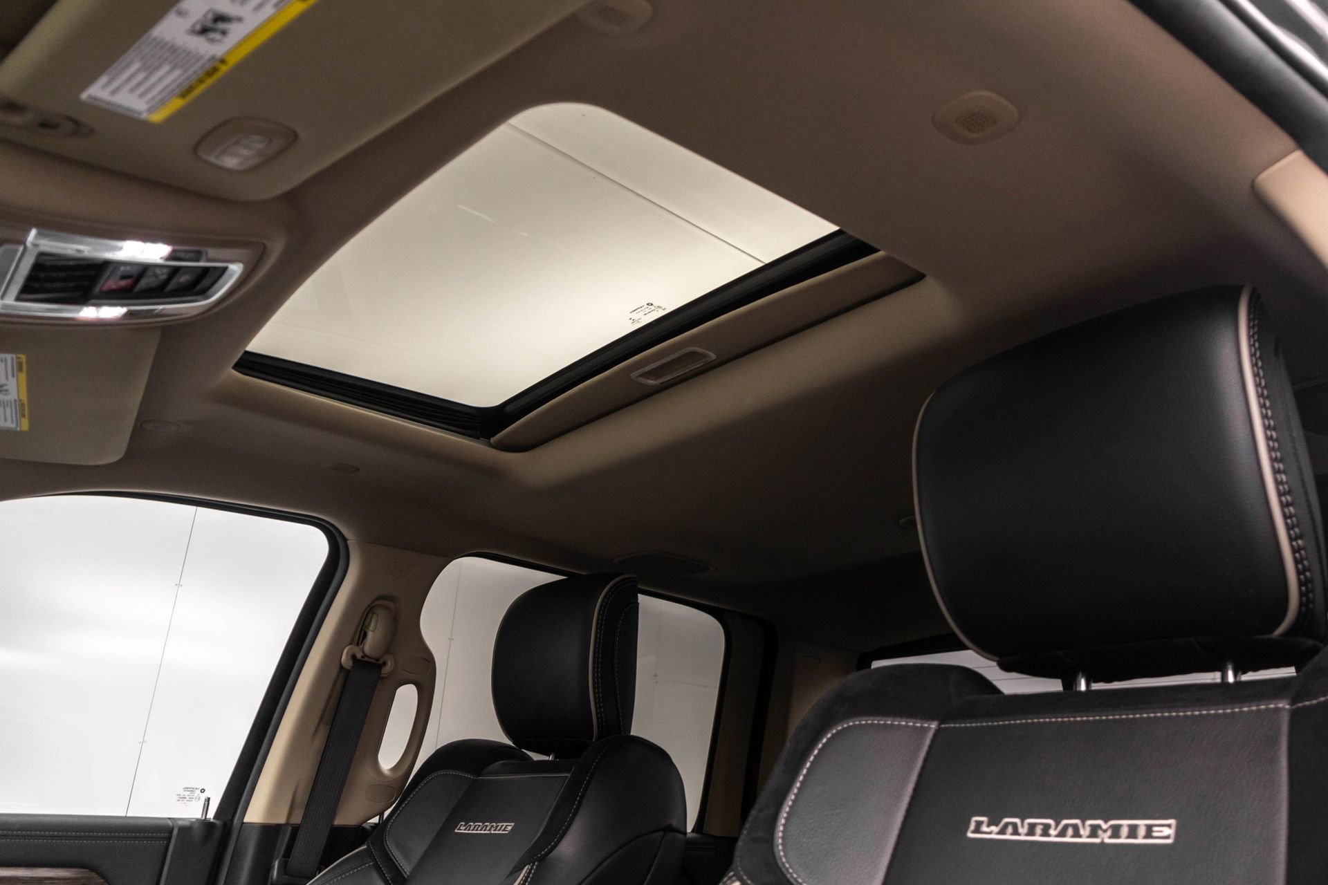 Used 2020 RAM 2500 Laramie AWD/4WD image 30