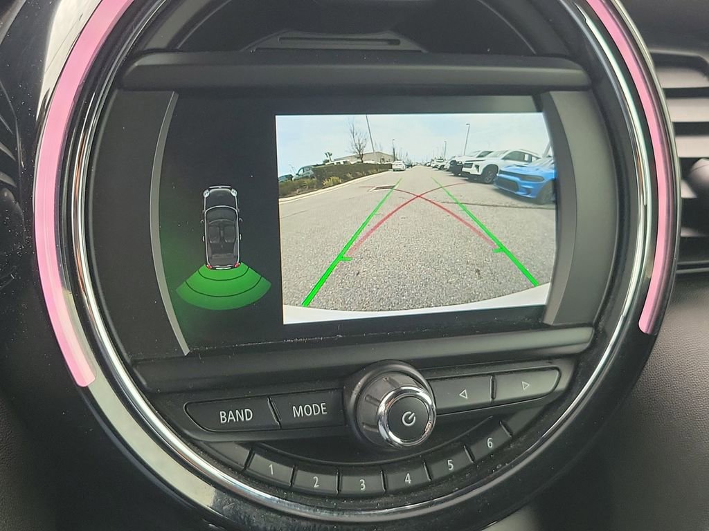 Used 2019 MINI Cooper S w/ Signature Upholstery Package image 26