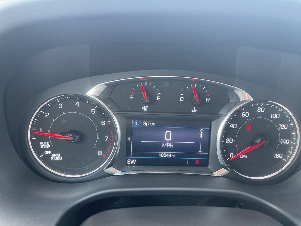 Used 2022 GMC Acadia SLE w/ Driver Convenience Package FWD image 12