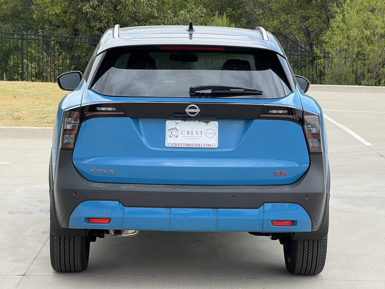 New 2026 Nissan Kicks SR FWD image 5