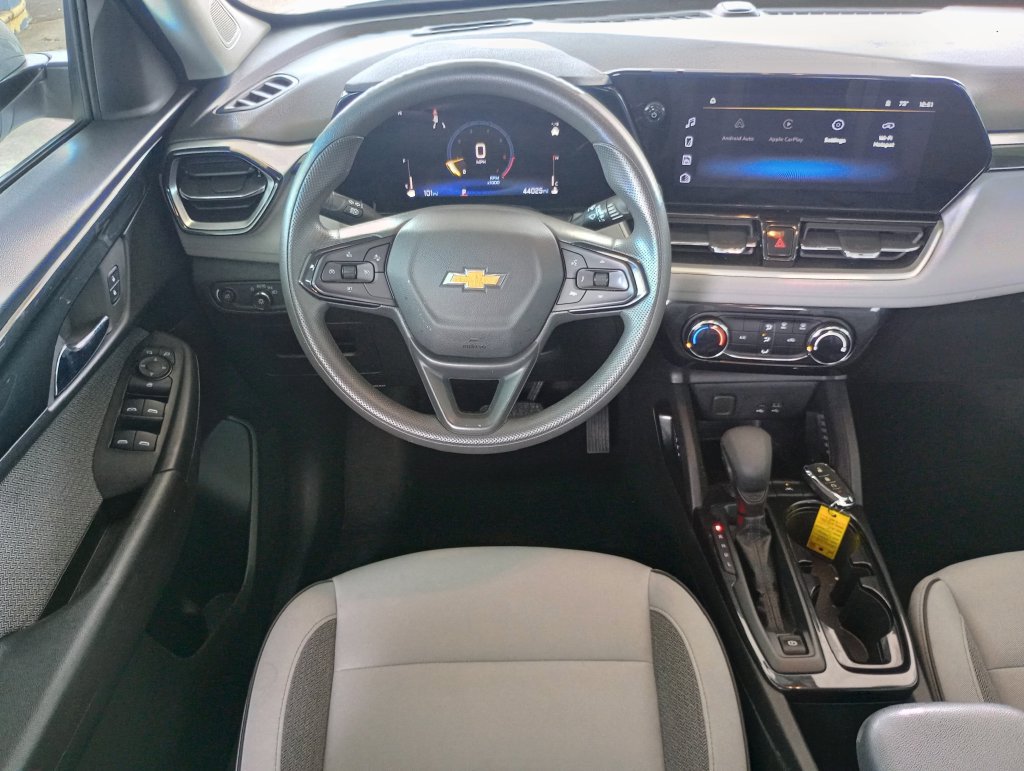 Used 2025 Chevrolet TrailBlazer LT FWD image 14