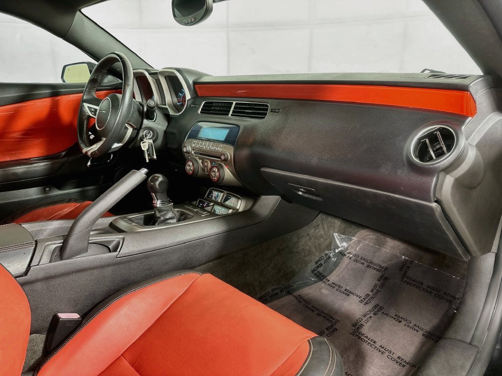 Used 2010 Chevrolet Camaro SS w/ RS Package RWD image 30