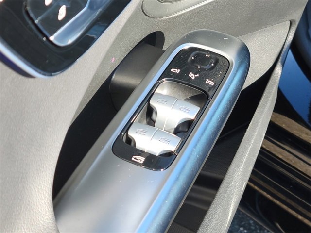 Certified 2023 Mercedes-Benz C 300 4MATIC Sedan image 17