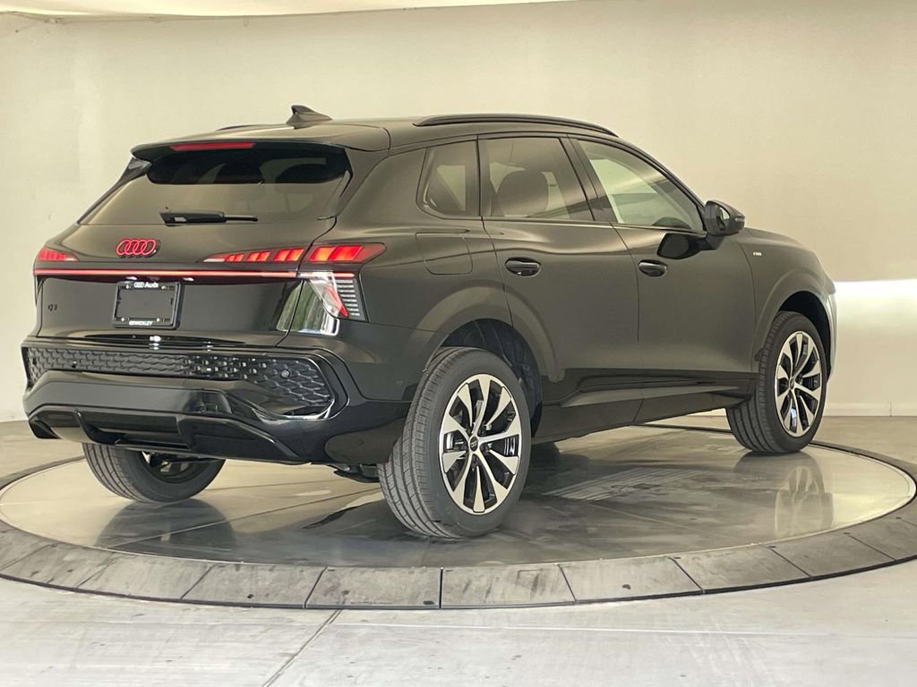 New 2026 Audi Q3 quattro 2.0T image 7