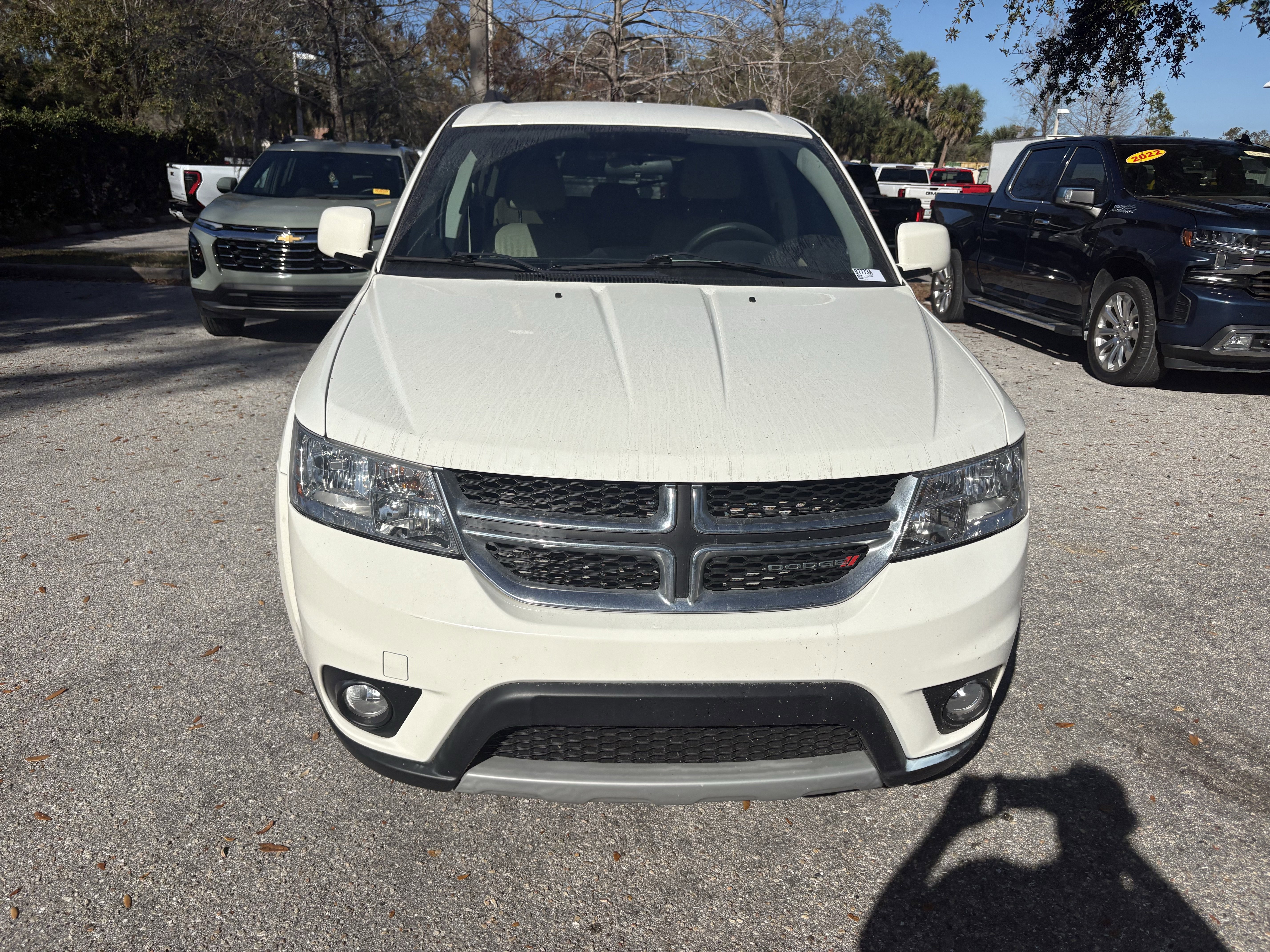 Used 2013 Dodge Journey SXT w/ Flexible Seating Group image 2