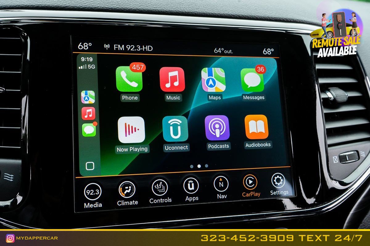 Used 2021 Jeep Grand Cherokee Laredo X AWD/4WD image 41