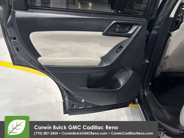 Used 2016 Subaru Forester 2.5i Premium image 16