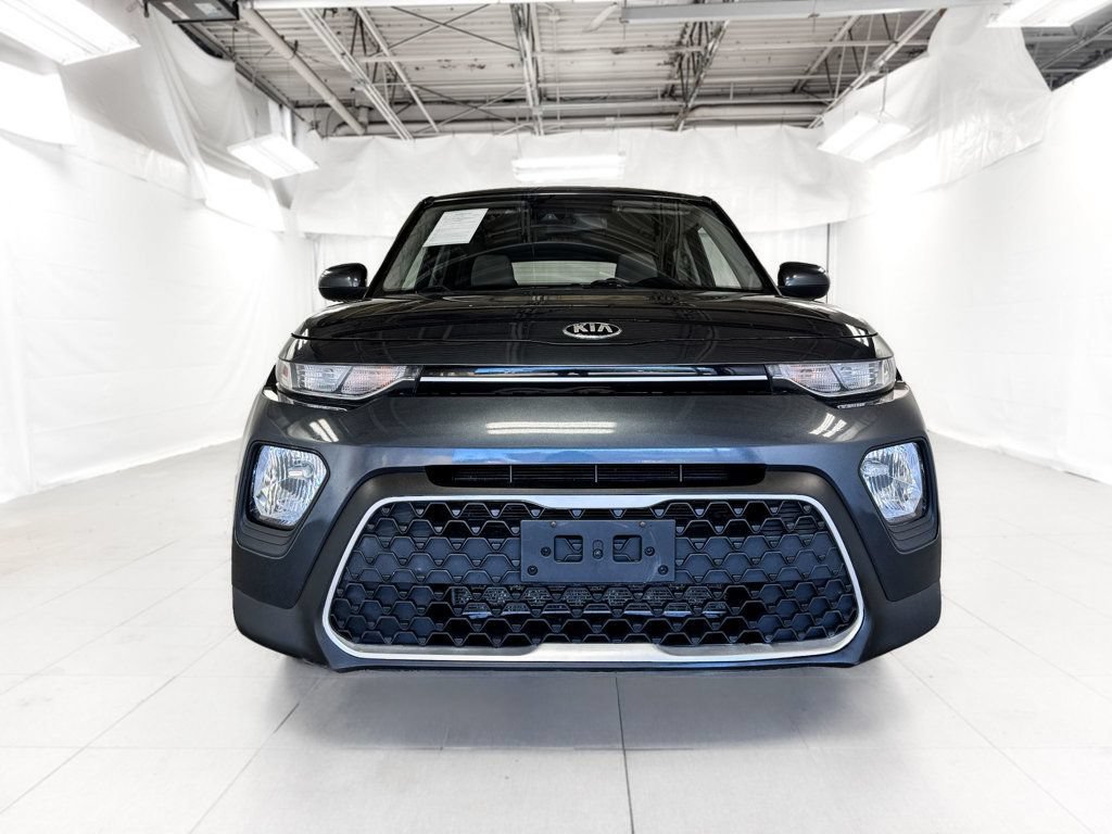 Used 2020 Kia Soul S FWD image 2