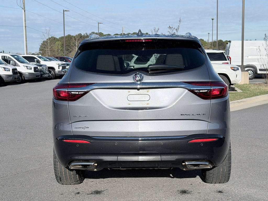 Used 2018 Buick Enclave Premium image 8