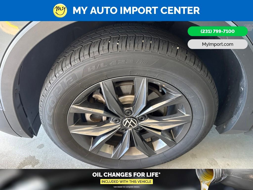 Used 2023 Volkswagen Tiguan SE w/ Panoramic Sunroof Package AWD/4WD image 1