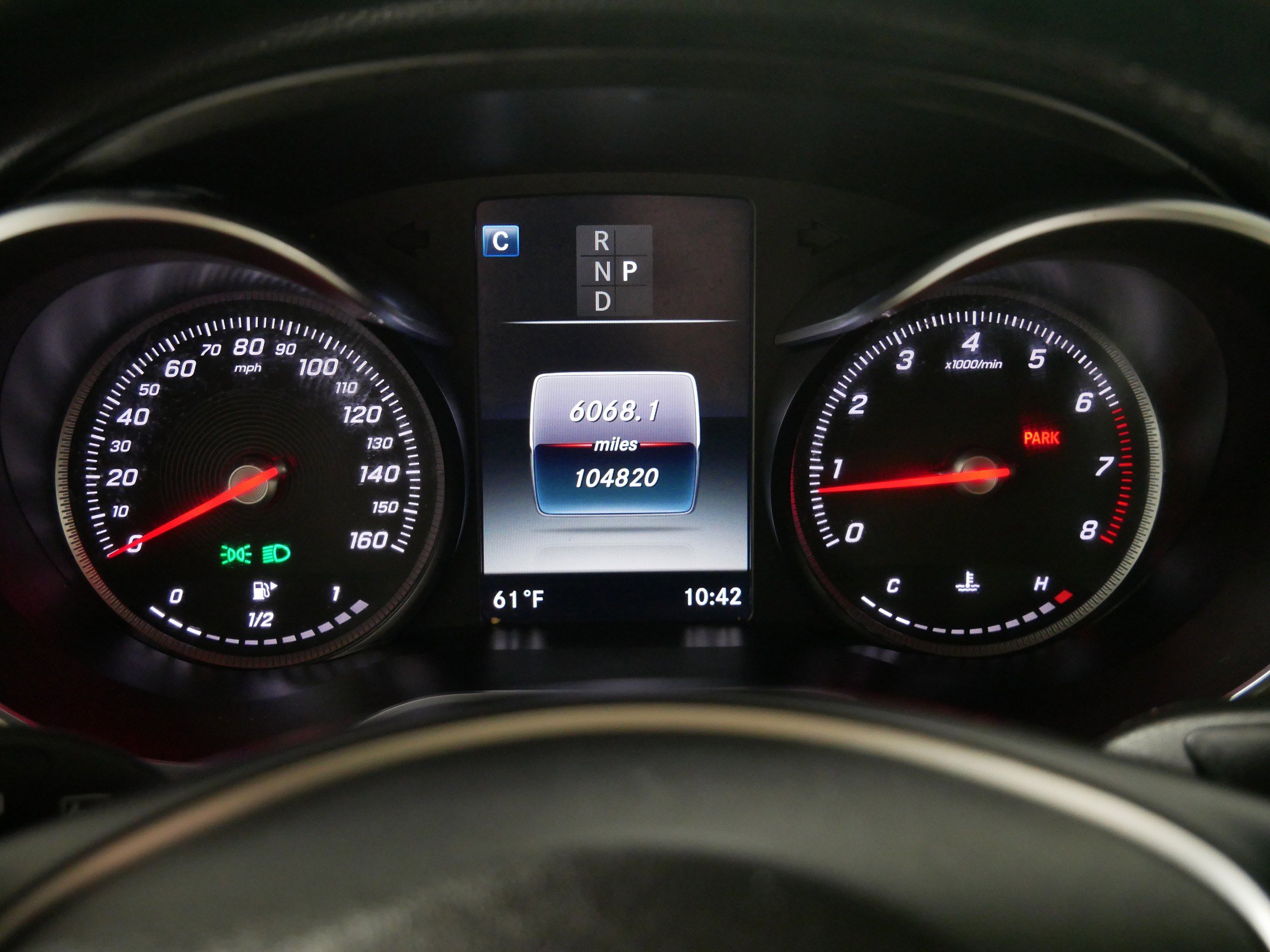 Used 2019 Mercedes-Benz GLC 300 4MATIC image 21