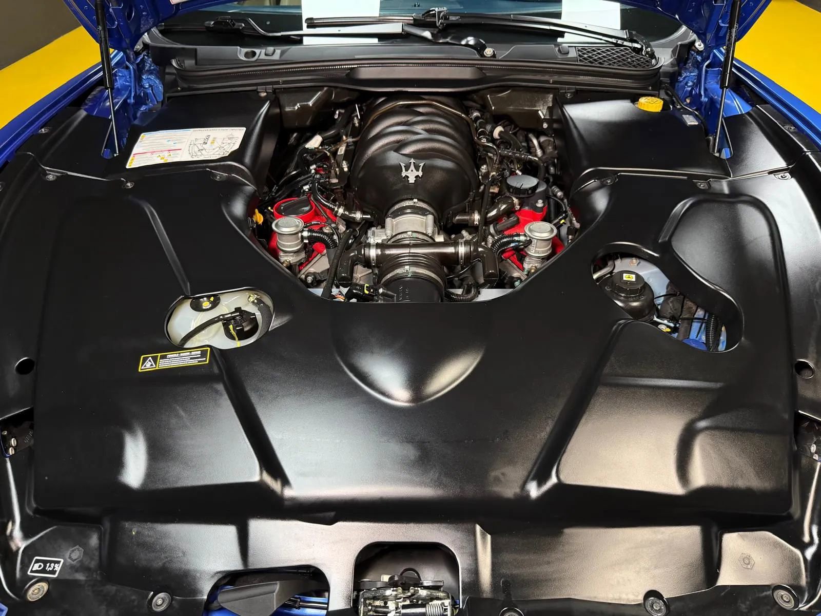 Used 2013 Maserati GranTurismo MC RWD image 35