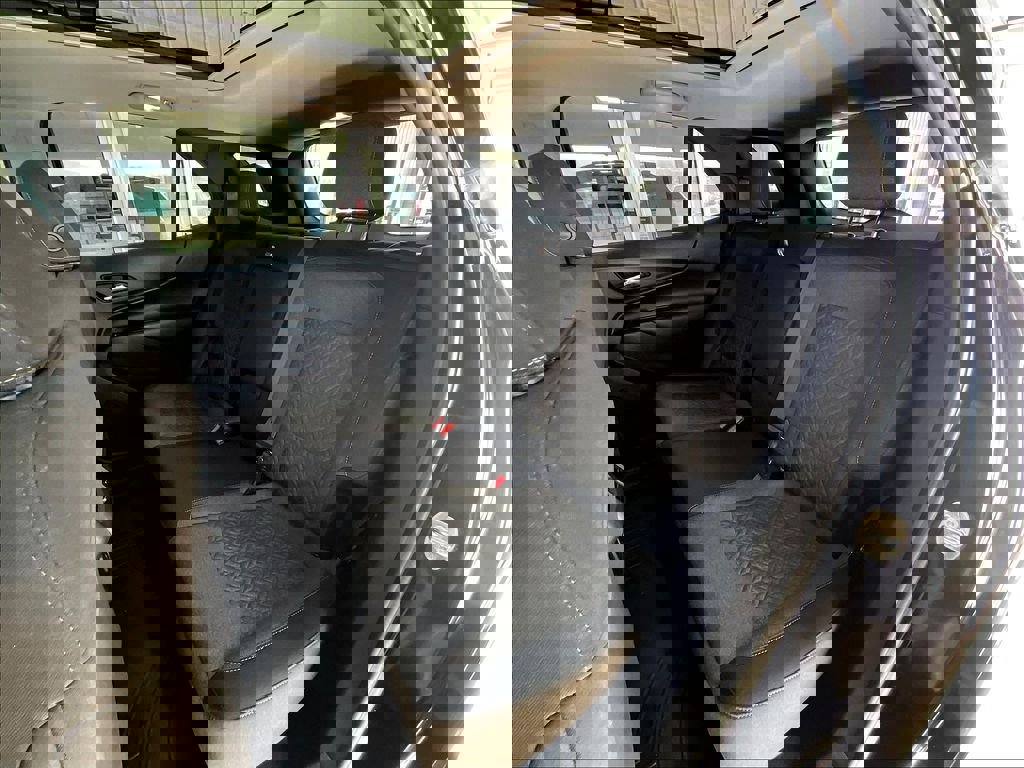 Used 2022 Chevrolet Equinox LT image 15