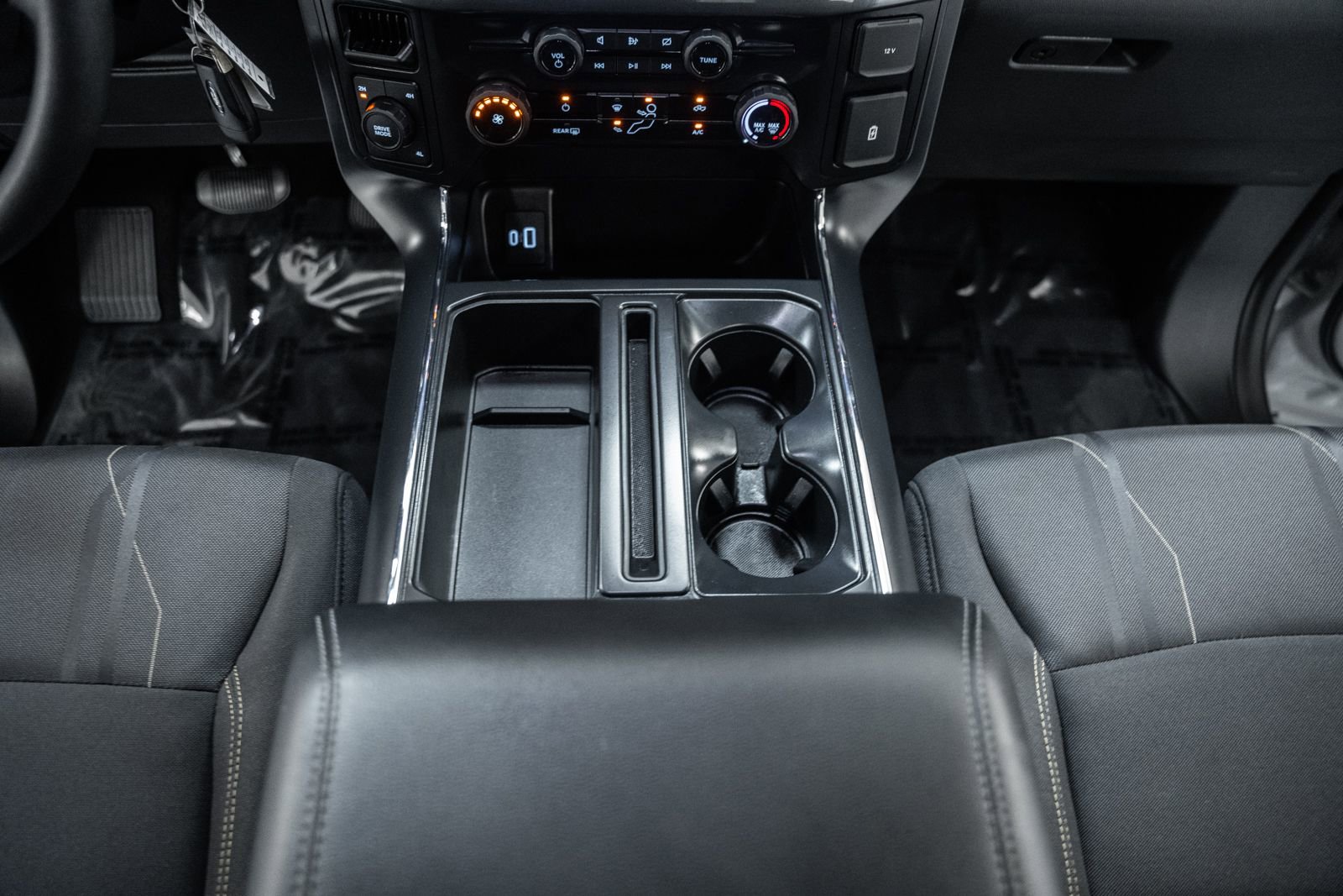 Used 2024 Ford F150 STX AWD/4WD image 35