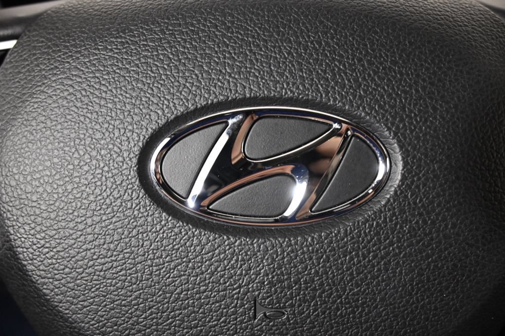 Used 2023 Hyundai Santa Fe SEL w/ Cargo Package AWD/4WD image 36