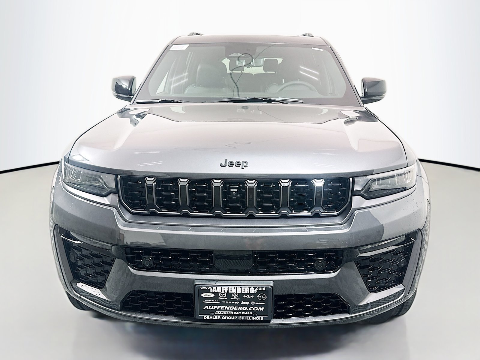 New 2026 Jeep Grand Cherokee L Limited AWD/4WD image 2