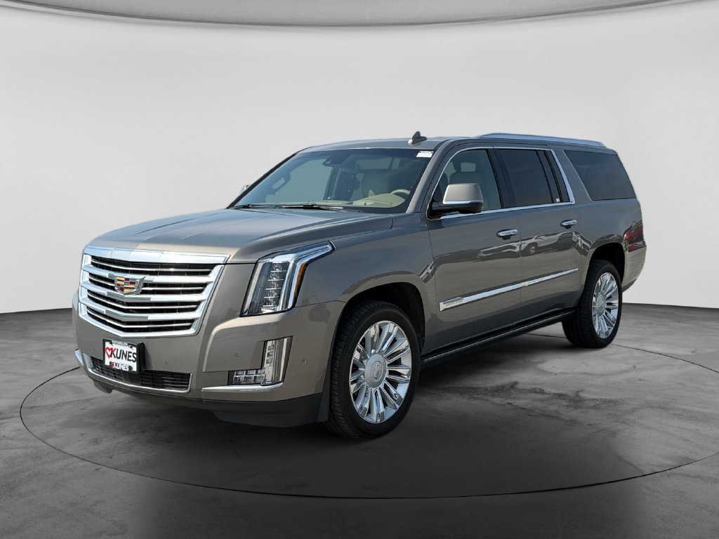 Used 2018 Cadillac Escalade ESV Platinum AWD/4WD image 4