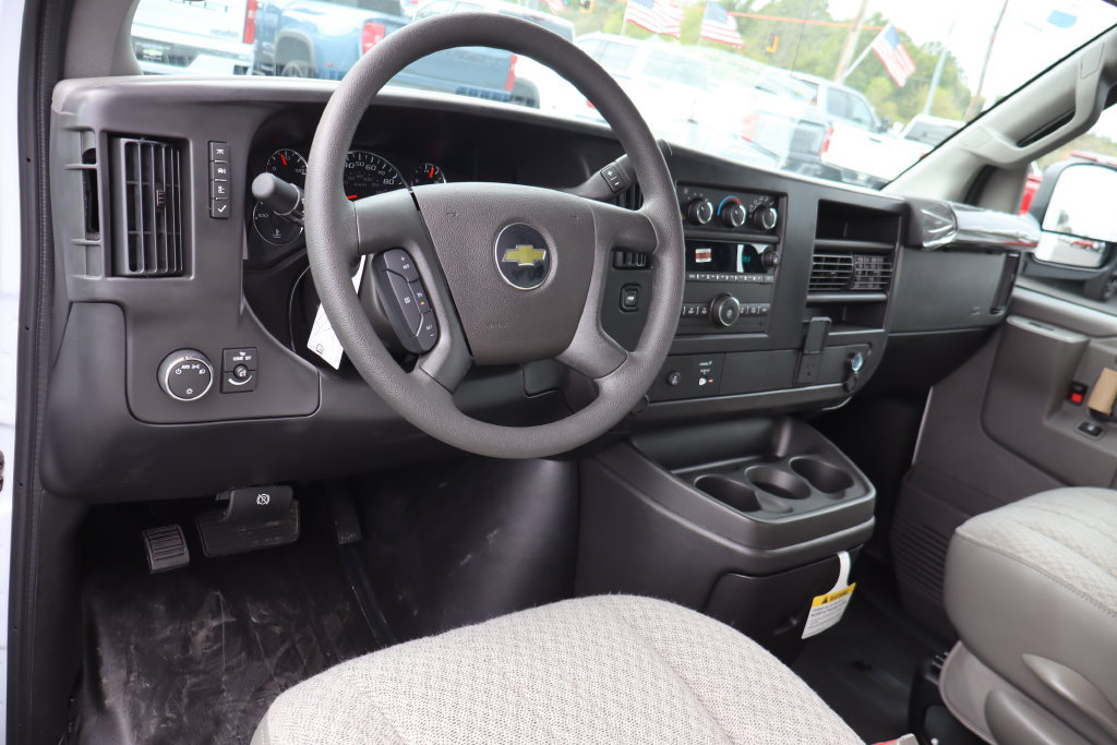 New 2026 Chevrolet Express 3500 w/ Power Convenience Package RWD image 11