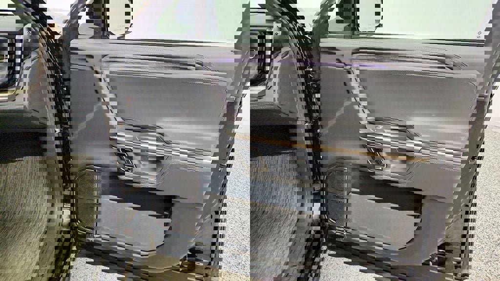 Used 2022 Rivian R1T Adventure image 27