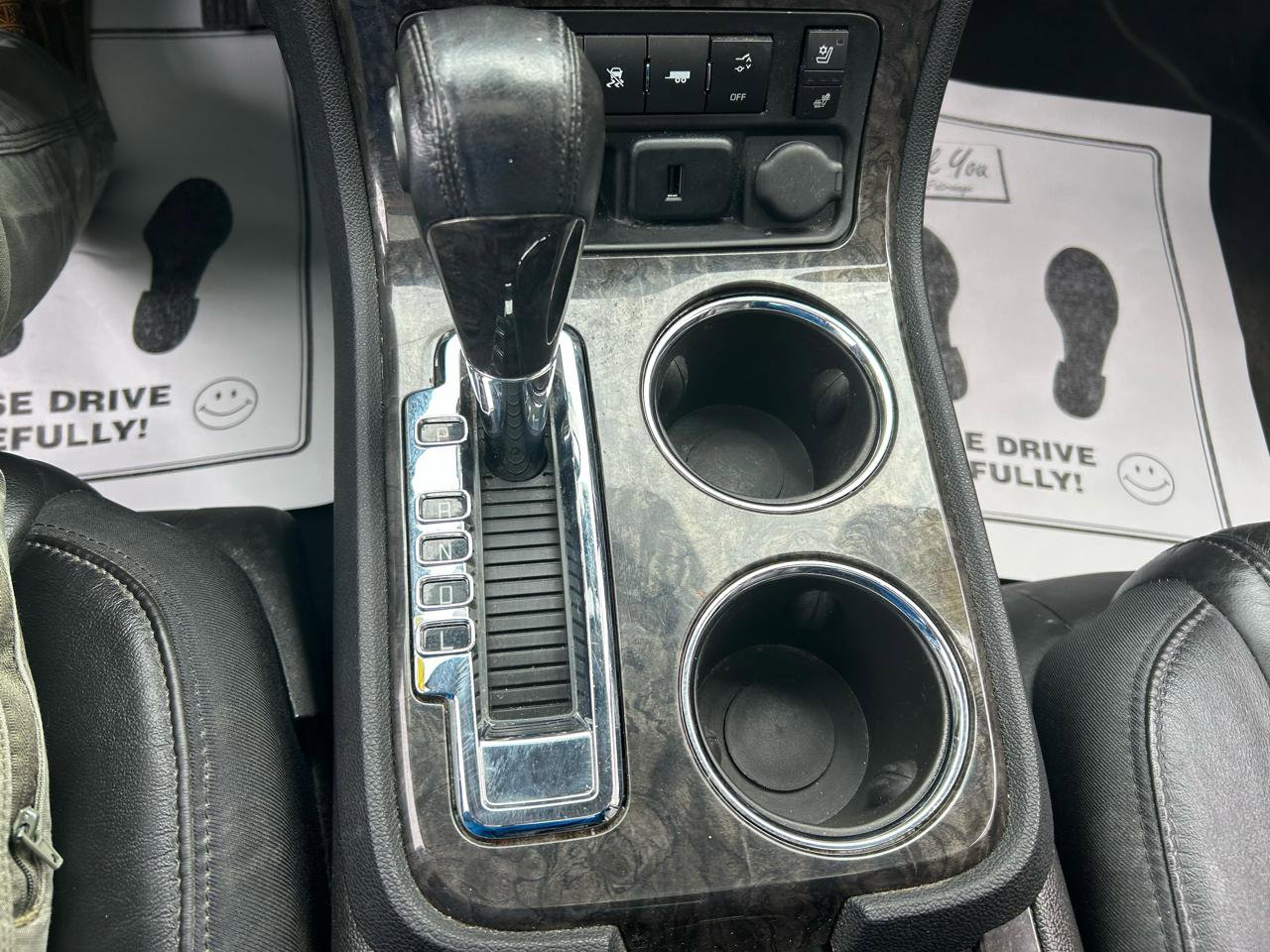 Used 2011 GMC Acadia Denali image 28