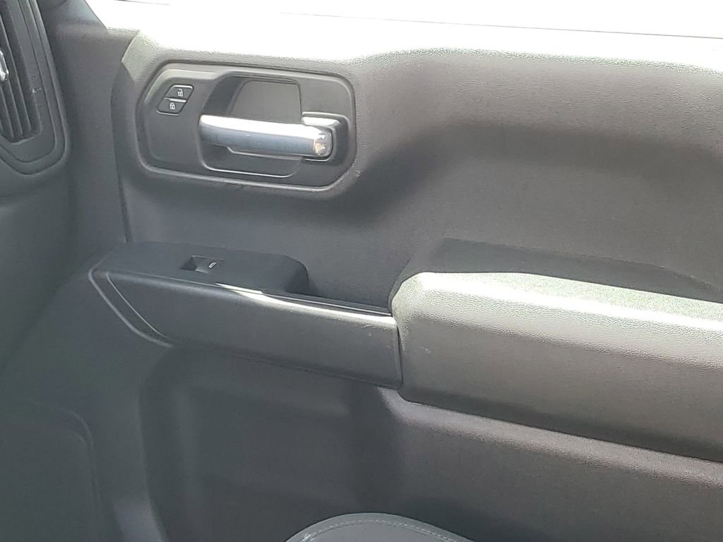 Used 2021 Chevrolet Silverado 1500 Custom image 13