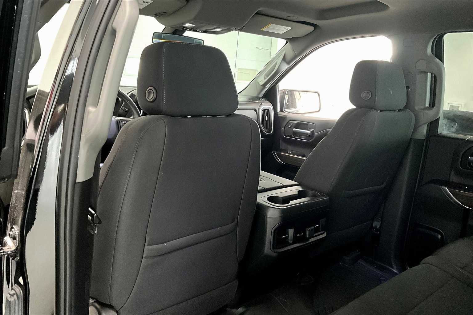 Used 2022 Chevrolet Silverado 1500 RST image 10