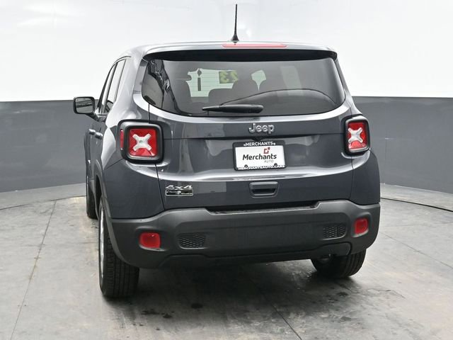 Used 2023 Jeep Renegade Latitude image 5