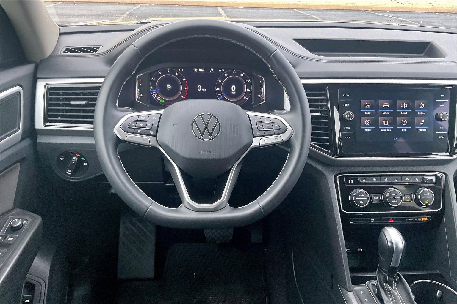 Used 2022 Volkswagen Atlas SE image 5