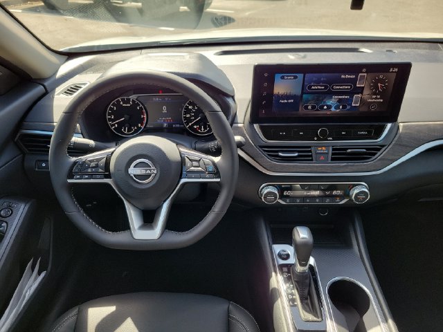 New 2026 Nissan Altima 2.5 SV w/ SV Premium Package FWD image 14