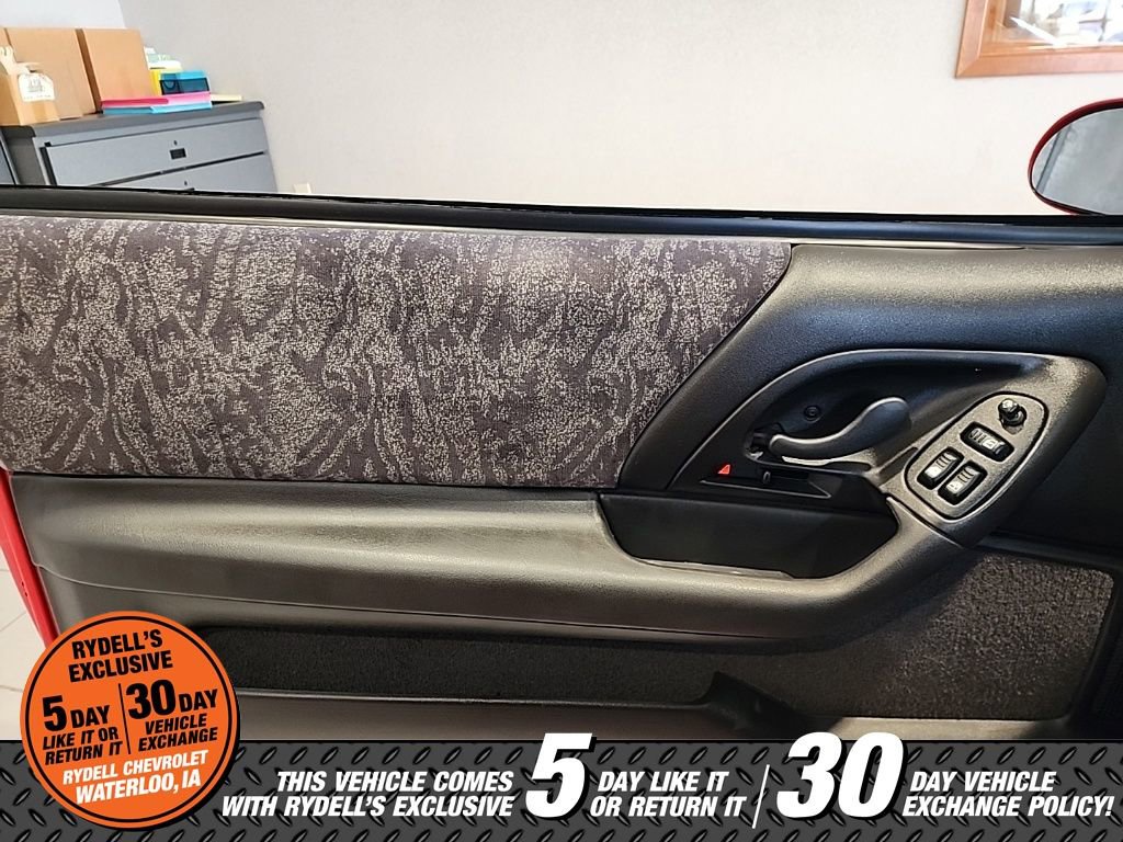 Used 2001 Chevrolet Camaro Z28 w/ Preferred Equipment Group 2 image 25