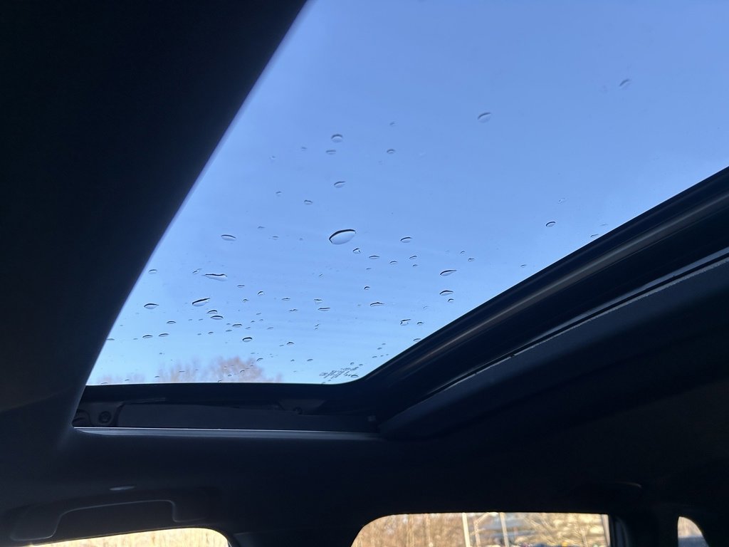 Used 2023 Honda CR-V Sport Touring image 17