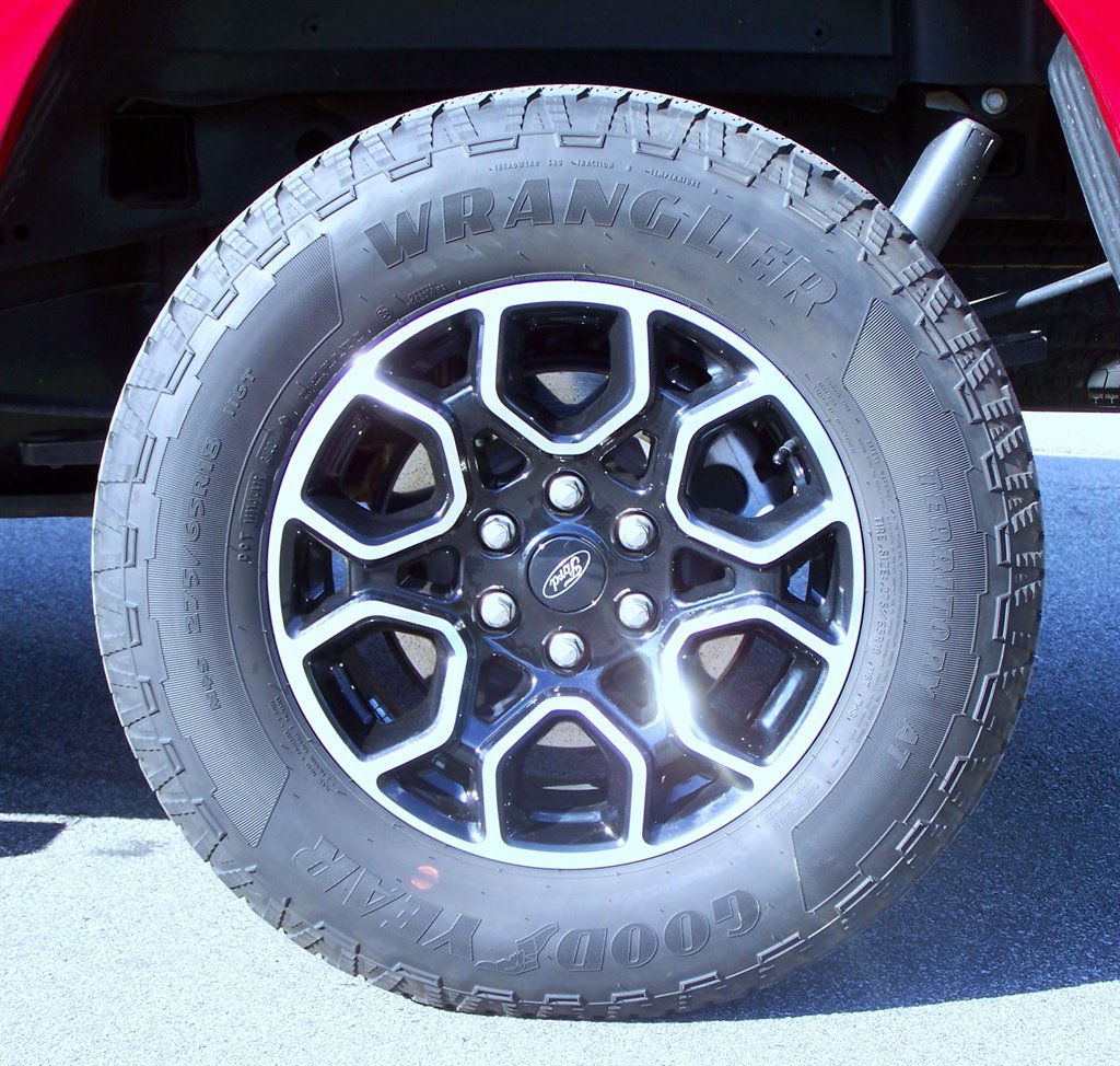 Used 2022 Ford F150 XLT w/ Equipment Group 302A High AWD/4WD image 10