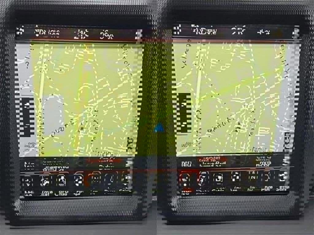 Used 2023 Jeep Wrangler Unlimited Rubicon 4xe w/ Steel Bumper Group image 10