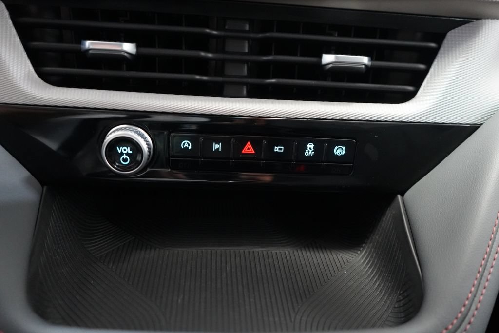 New 2026 Ford Explorer Active RWD image 40