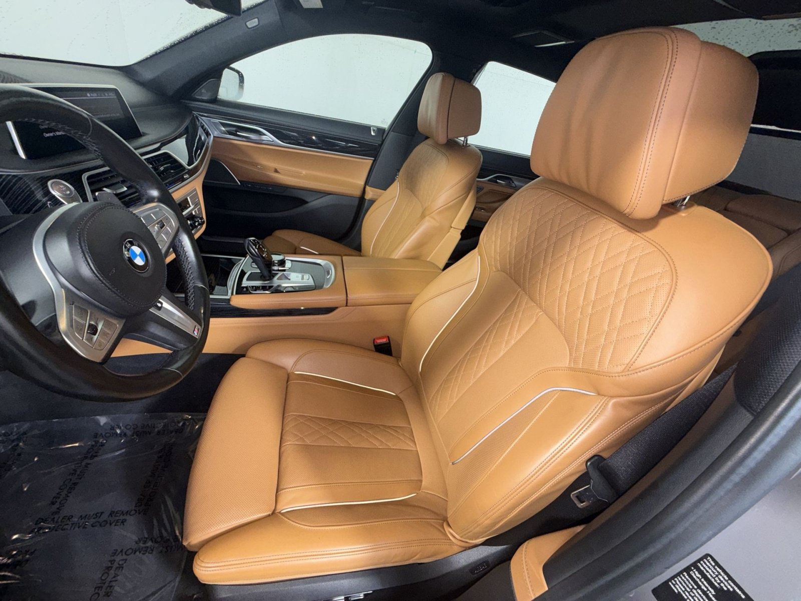 Used 2022 BMW 750i xDrive w/ Executive Package AWD/4WD image 13