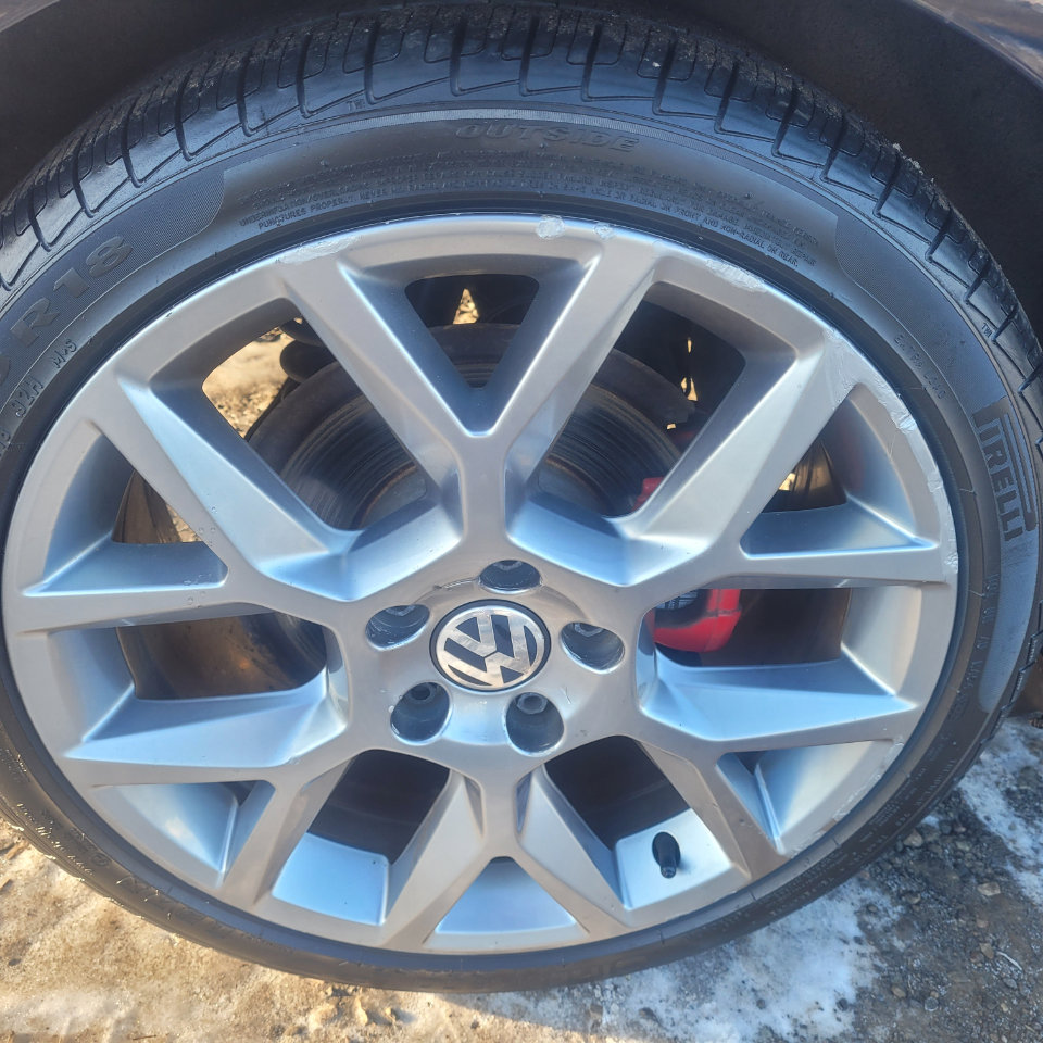 Used 2013 Volkswagen Golf 4-Door image 38