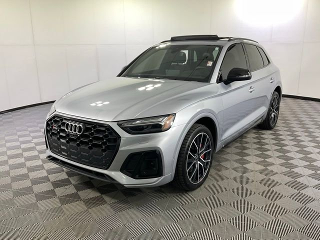 Used 2023 Audi SQ5 Prestige w/ Prestige Package image 1