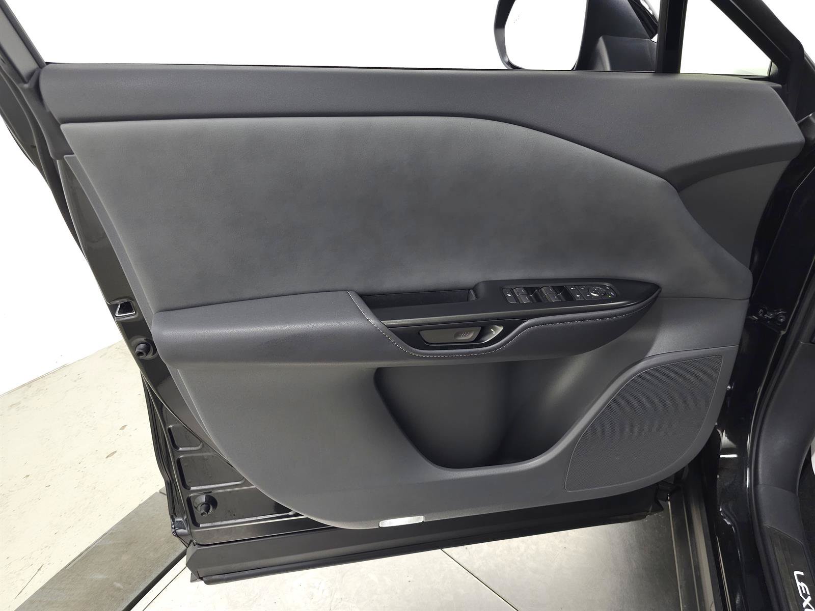 Used 2025 Lexus RZ 300e w/ Accessory Package (2T) FWD image 14