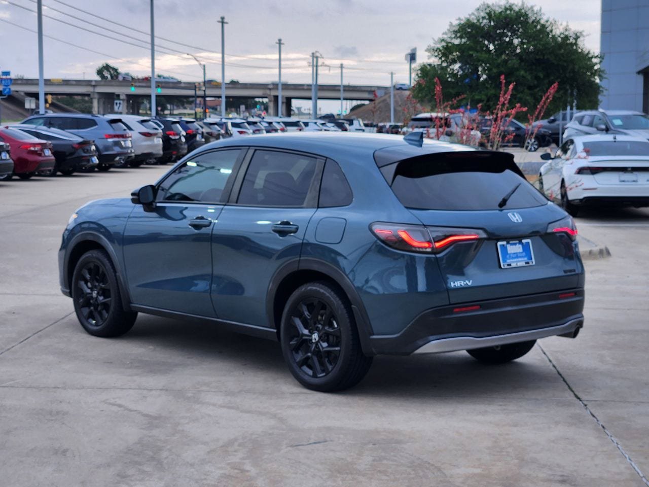 Used 2024 Honda HR-V Sport image 7