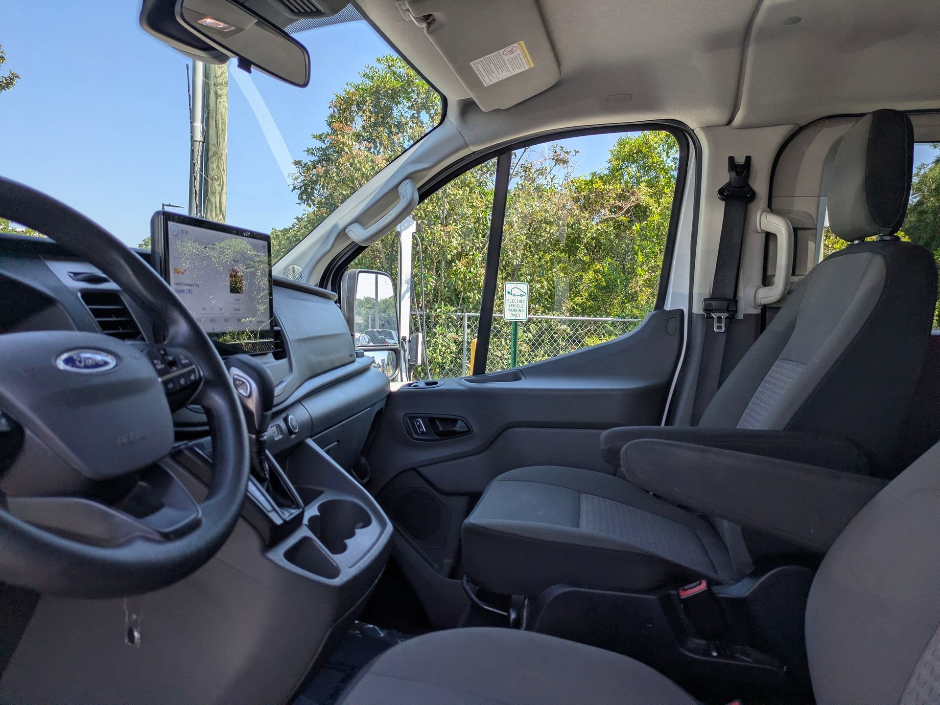 Used 2022 Ford Transit 350 XLT RWD image 22